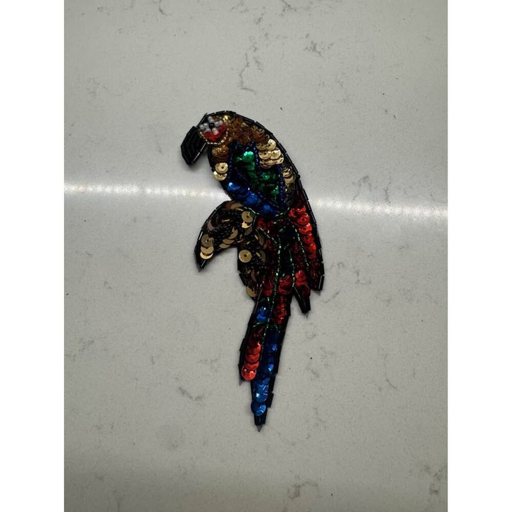 Vintage New Tropical Parrot Sequin Appliqué Patch Craft Brooch